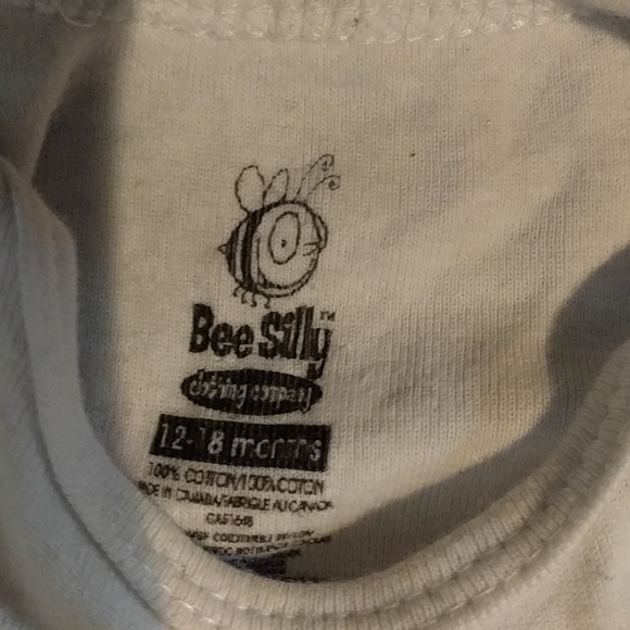 12M outfit + safe distance training Monkey backpack. - Picture 4 of 6